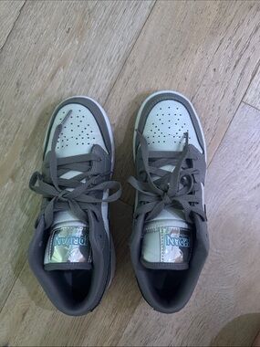 Jordan Kids Low-Top Sneakers in Gray and White with Iridescent Tongue